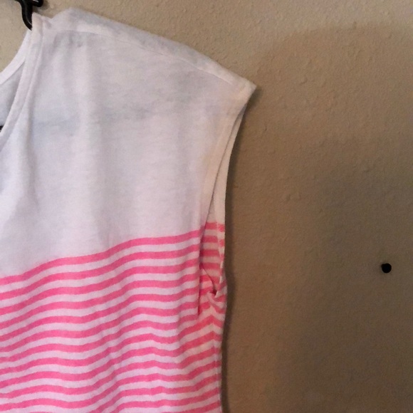 Pink and white striped shirt - Picture 4 of 7
